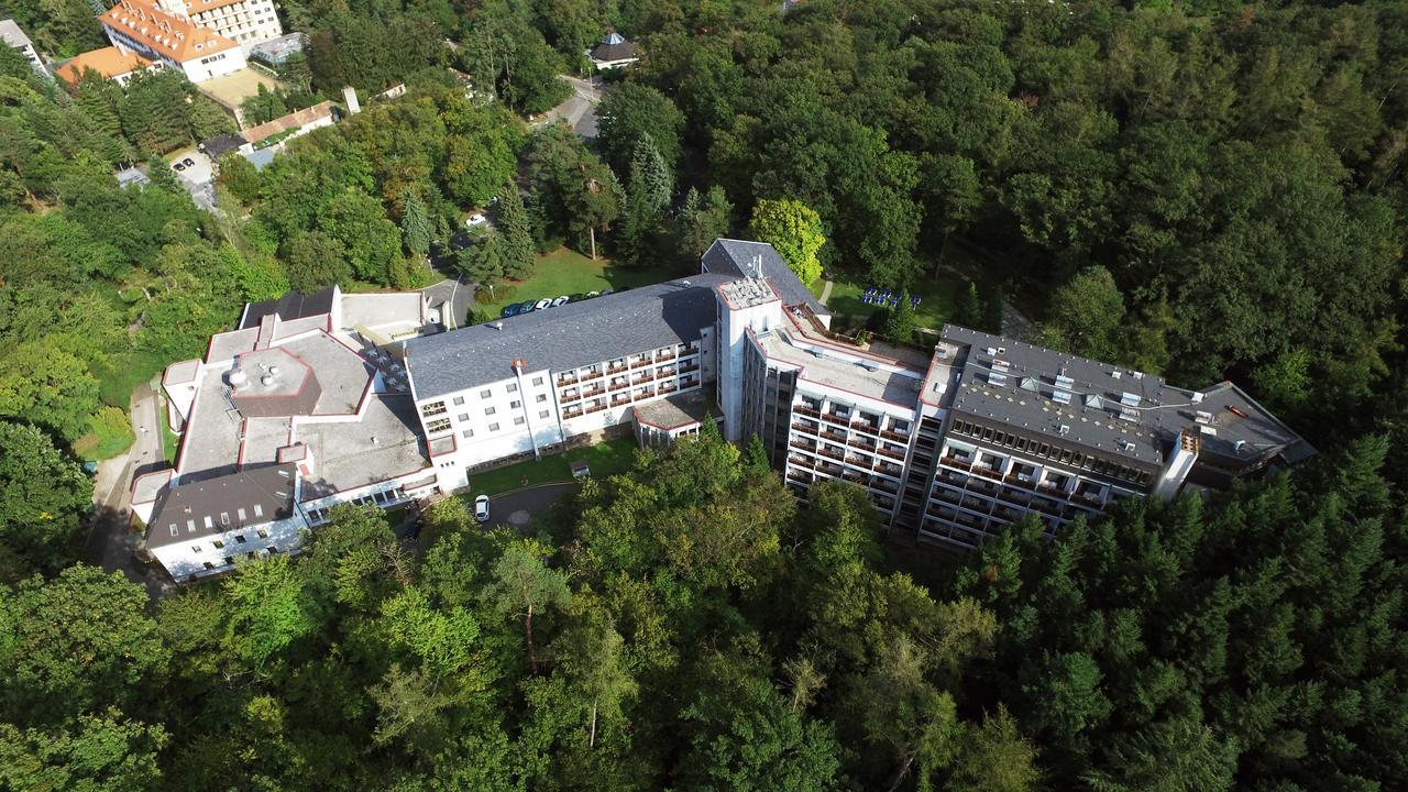 Hotel Lövér Sopron Buitenkant foto